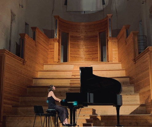 Lavinia-Camarin-insegnante-pianoforte-nota-teatrale